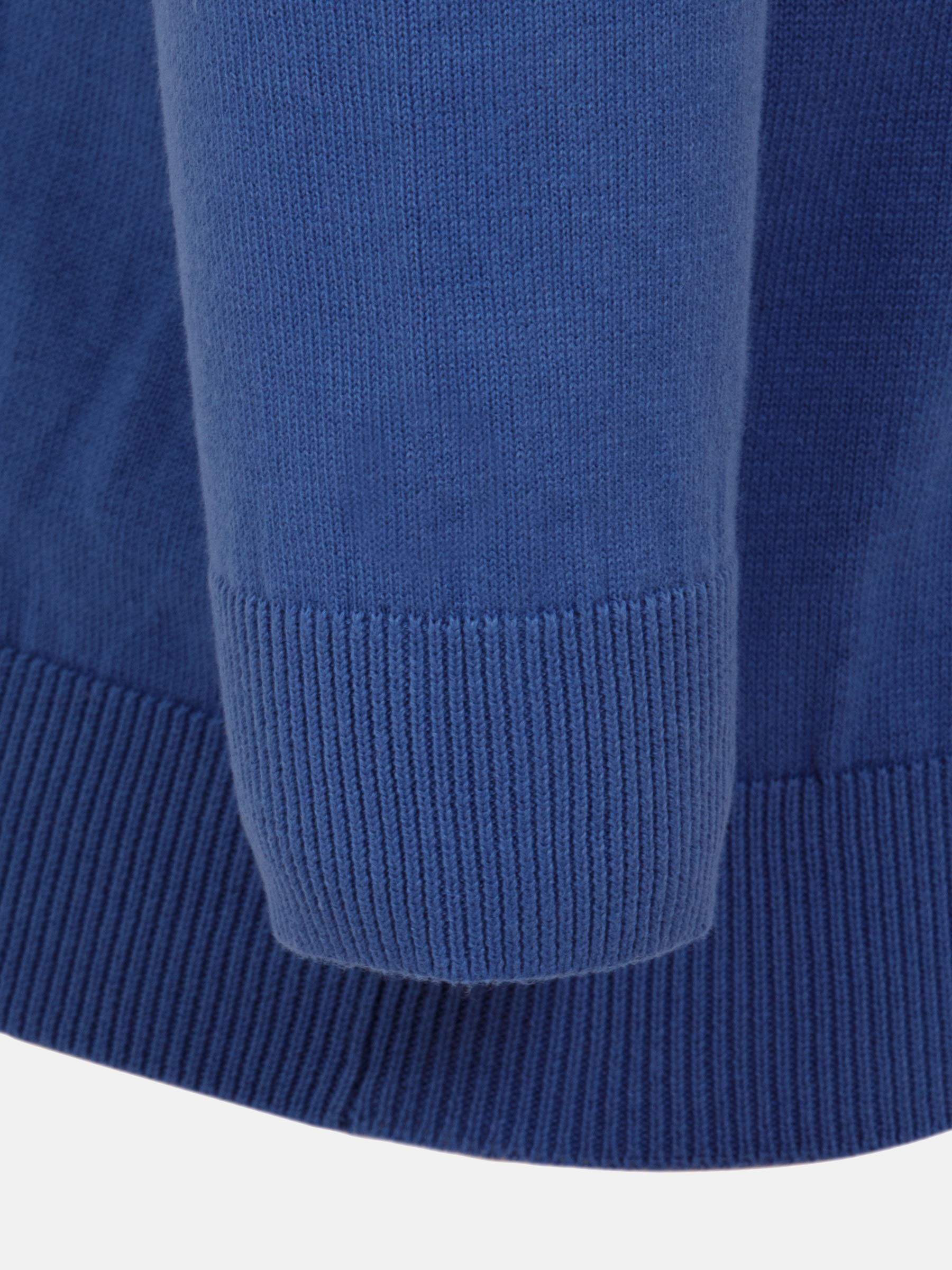 Larry Blue Pullover 